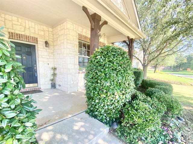 1821 Vintage Drive, Corinth, TX 76210