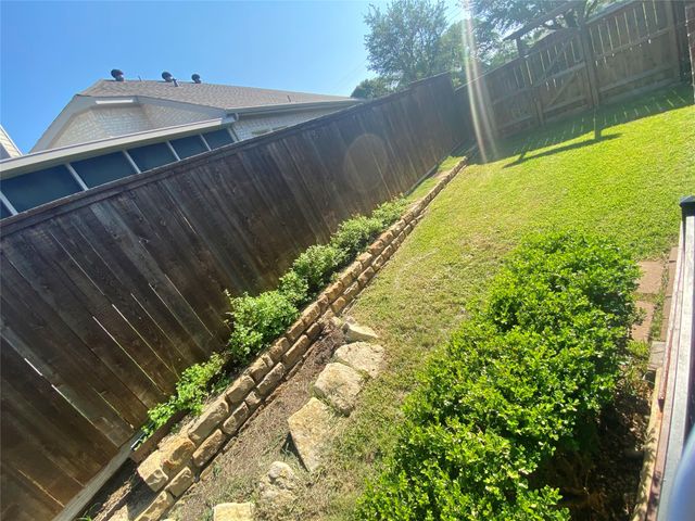 1821 Vintage Drive, Corinth, TX 76210