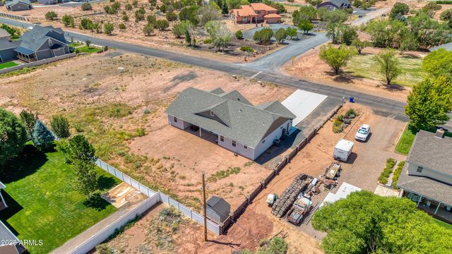 411 S HILLCREST Drive, Snowflake, AZ 85937