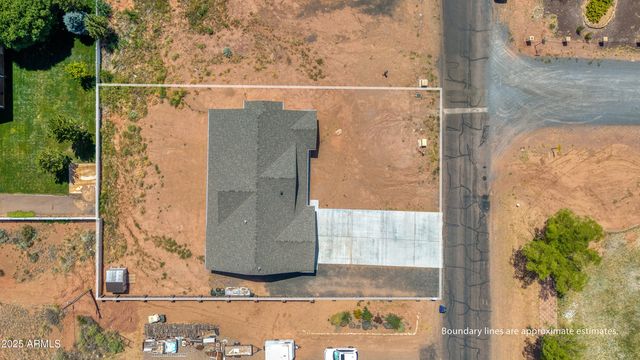 411 S HILLCREST Drive, Snowflake, AZ 85937