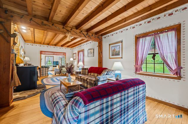 17 Markham Road, East Hampton, CT 06424