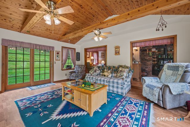 17 Markham Road, East Hampton, CT 06424