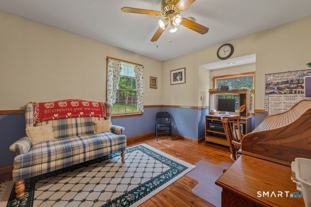 17 Markham Road, East Hampton, CT 06424