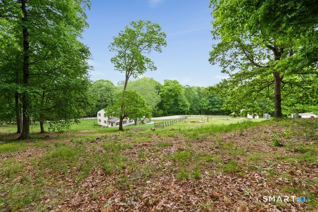 17 Markham Road, East Hampton, CT 06424