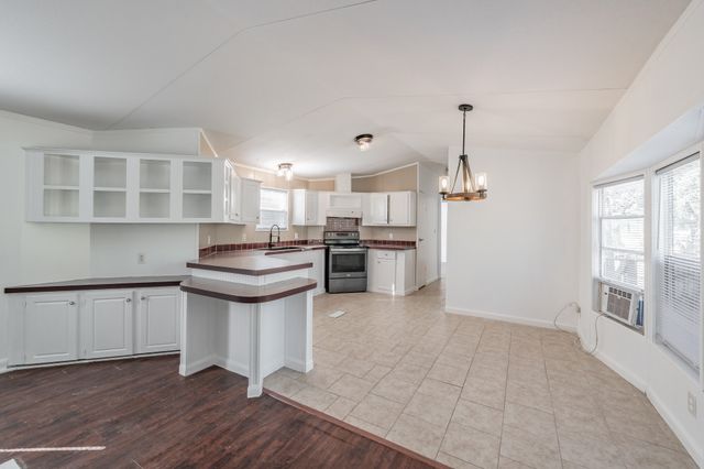 419 Wood River Road, Millsap, TX 76066