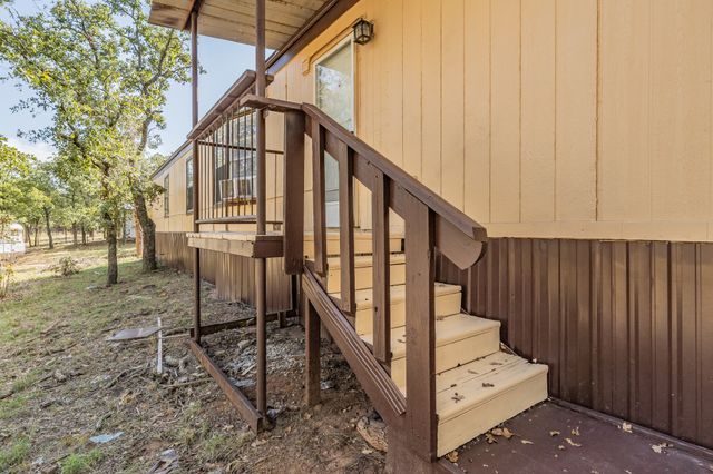 419 Wood River Road, Millsap, TX 76066