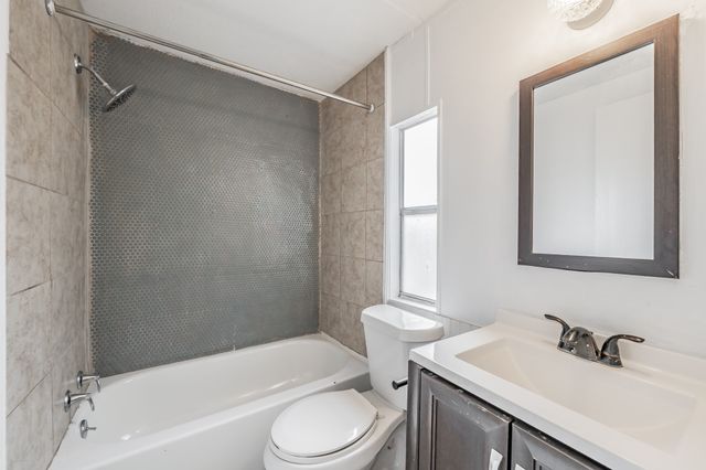 419 Wood River Road, Millsap, TX 76066