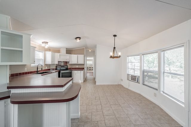 419 Wood River Road, Millsap, TX 76066