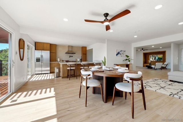 1329 Park Hill Ln, Escondido, CA 92025