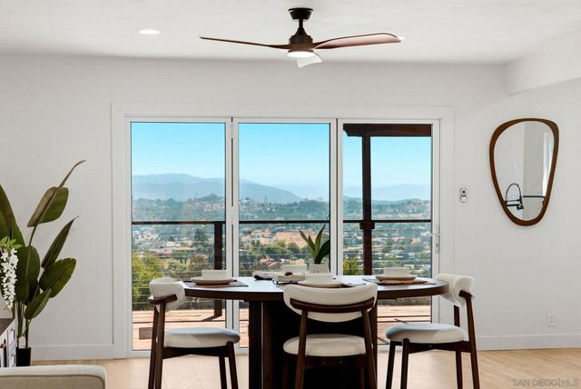 1329 Park Hill Ln, Escondido, CA 92025