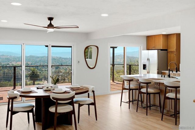 1329 Park Hill Ln, Escondido, CA 92025