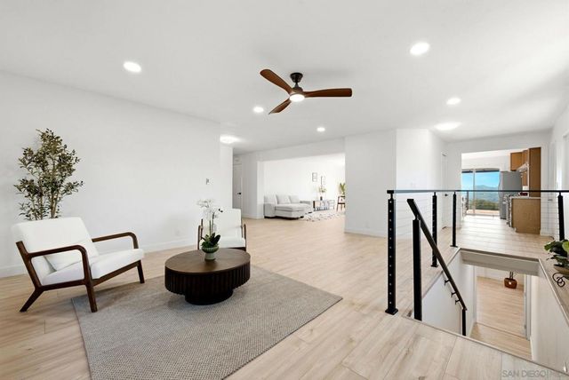 1329 Park Hill Ln, Escondido, CA 92025