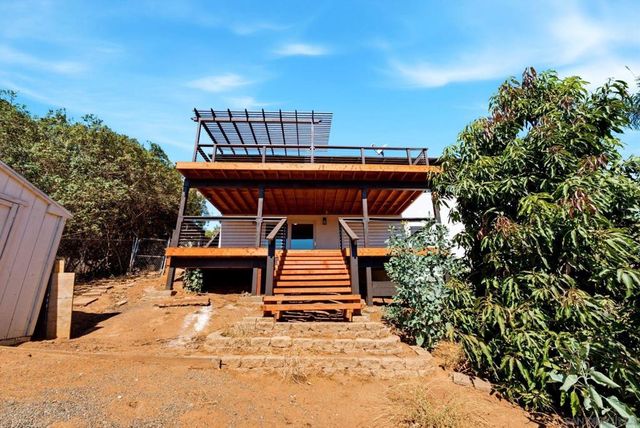 1329 Park Hill Ln, Escondido, CA 92025
