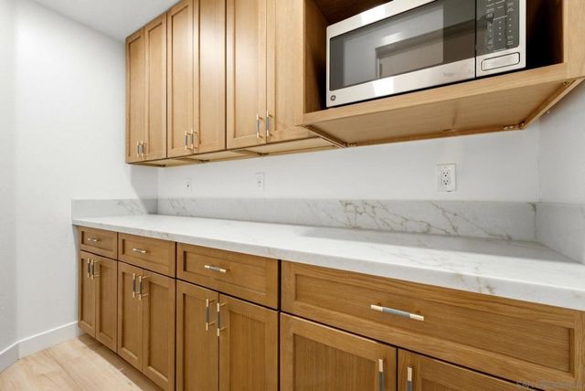 1329 Park Hill Ln, Escondido, CA 92025