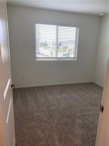 162 Andross LN, Bastrop, TX 78602