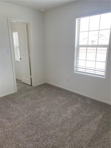 162 Andross LN, Bastrop, TX 78602