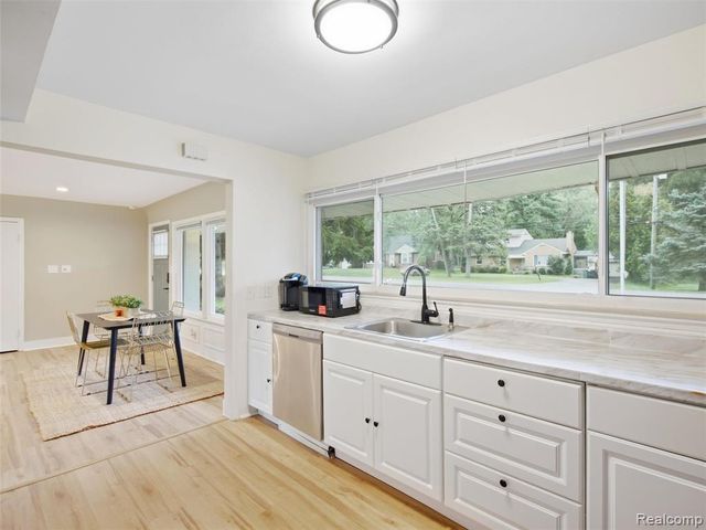 23456 Lee Baker Drive, Southfield, MI 48075
