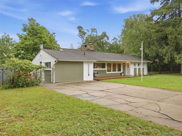 23456 Lee Baker Drive, Southfield, MI 48075