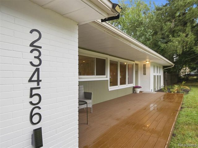 23456 Lee Baker Drive, Southfield, MI 48075