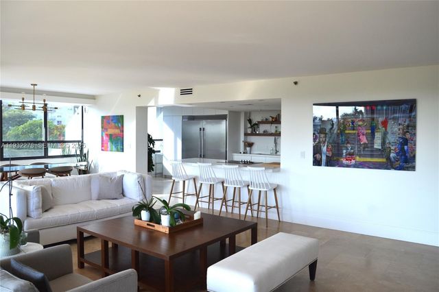 11113 Biscayne Blvd 351, Miami, FL 33181