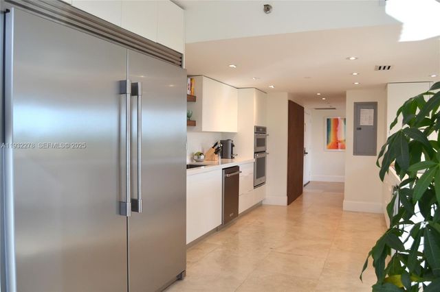 11113 Biscayne Blvd 351, Miami, FL 33181