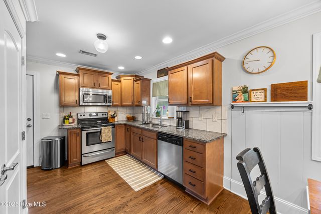813 Holbrooke Avenue, Wilmington, NC 28412