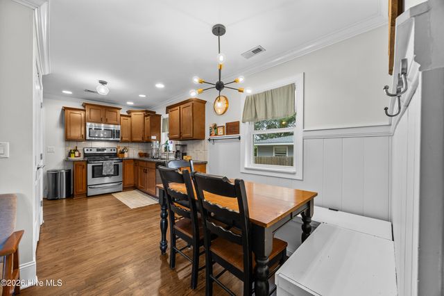 813 Holbrooke Avenue, Wilmington, NC 28412