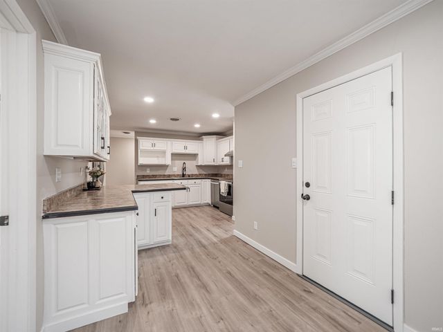 519 Greenleaf Drive, Evansville, IN 47710