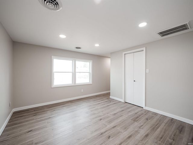 519 Greenleaf Drive, Evansville, IN 47710