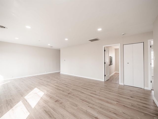 519 Greenleaf Drive, Evansville, IN 47710