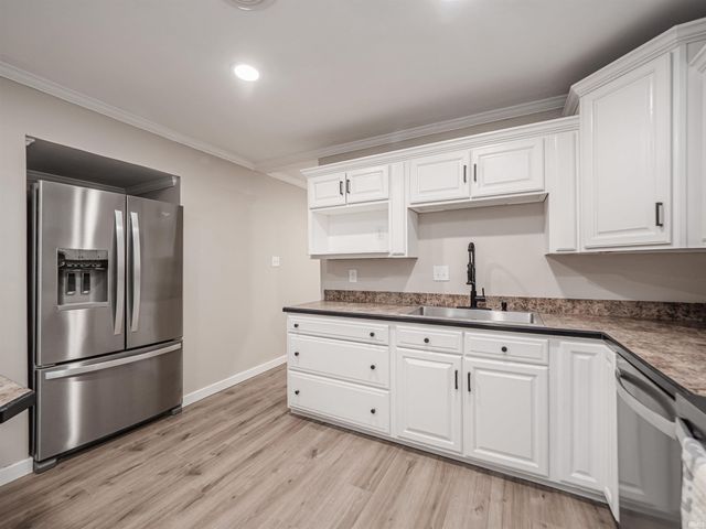 519 Greenleaf Drive, Evansville, IN 47710