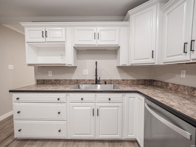 519 Greenleaf Drive, Evansville, IN 47710