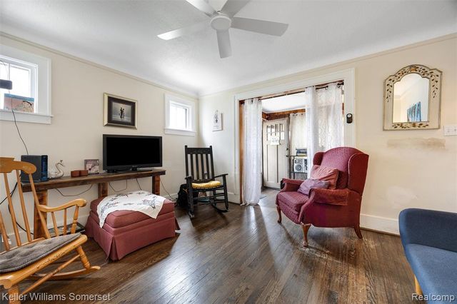 2960 Kenmore Road, Berkley, MI 48072