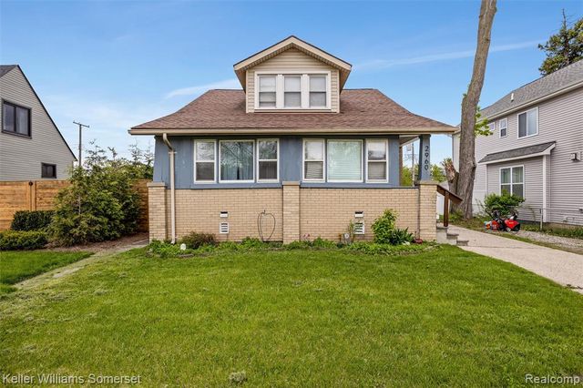 2960 Kenmore Road, Berkley, MI 48072