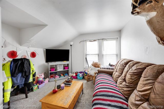 2960 Kenmore Road, Berkley, MI 48072