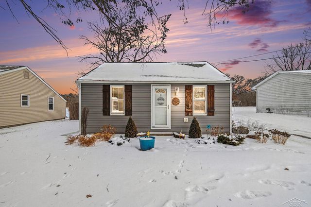 2175 S River Road, James Twp, MI 48609