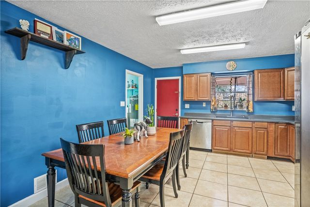 1255 16th Avenue SW, Vero Beach, FL 32962