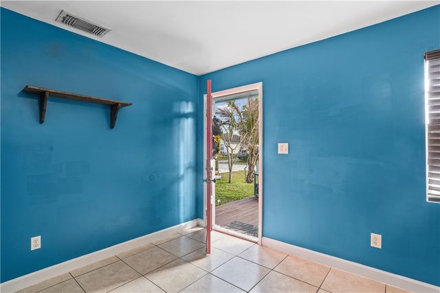 1255 16th Avenue SW, Vero Beach, FL 32962