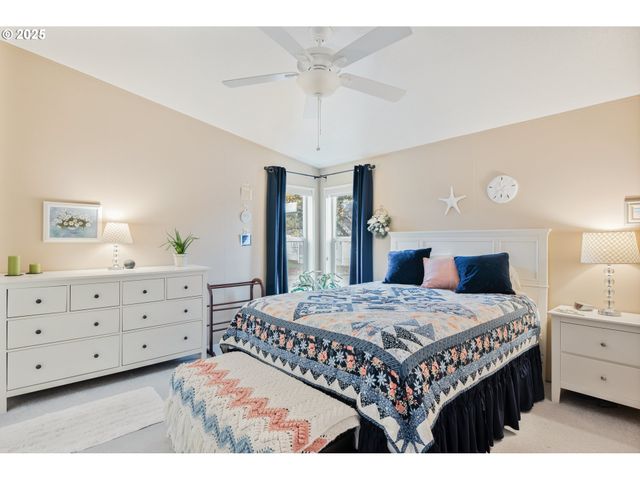 60 HERITAGE Blvd, Longview, WA 98632