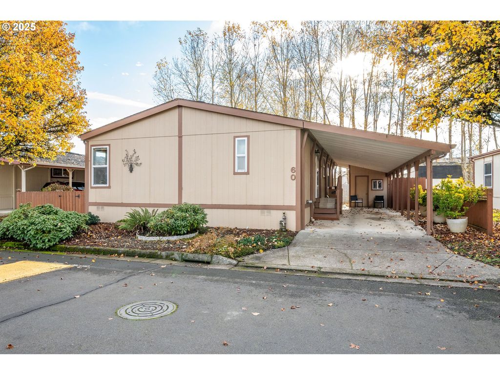 60 HERITAGE Blvd, Longview, WA 98632