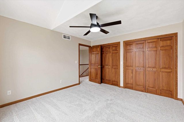 1138 E CAPITOL DRIVE, Appleton, WI 54911