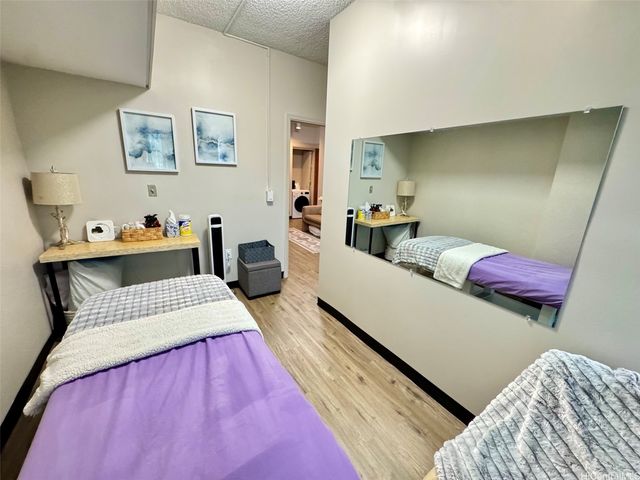 1188 Bishop Street 1107, Honolulu, HI 96813