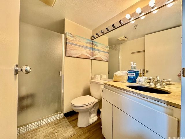 1188 Bishop Street 1107, Honolulu, HI 96813