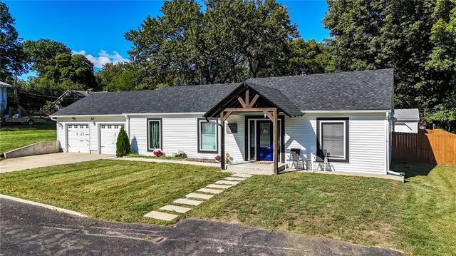 5820 Sloan Avenue, Kansas City, KS 66104