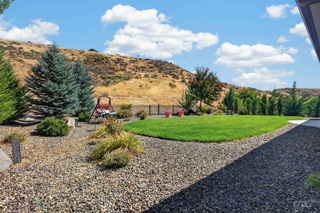 20530 N Shepherds Pie Way, Eagle, ID 83714