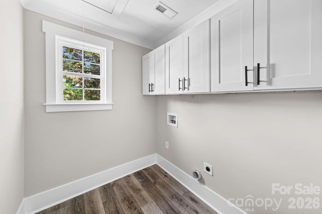 2406 Newland Road, Charlotte, NC 28216