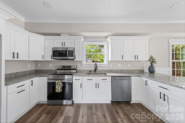 2406 Newland Road, Charlotte, NC 28216
