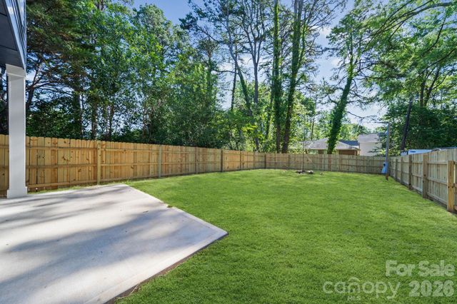 2406 Newland Road, Charlotte, NC 28216