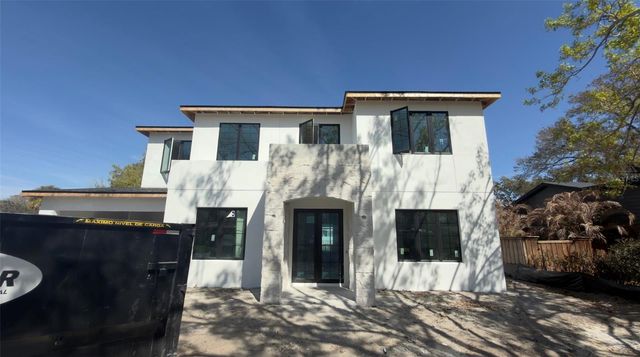 811 W WINTER PARK STREET, Orlando, FL 32804