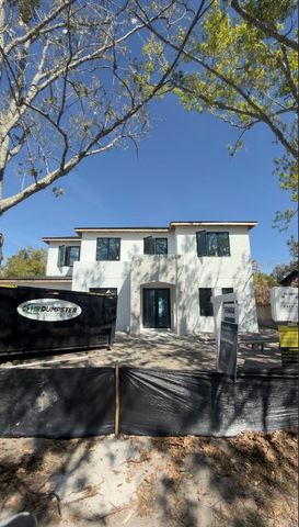 811 W WINTER PARK STREET, Orlando, FL 32804